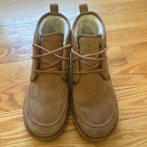 UGG Men's Size 11 Neumal Moc Boots